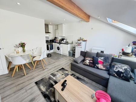 Flat Ward Close in Peterborough