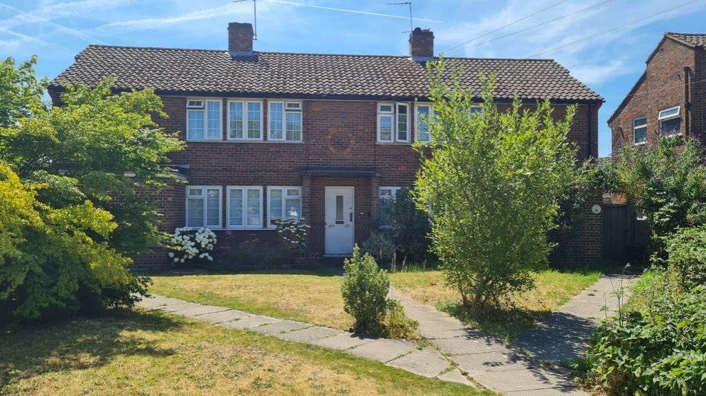 Flat Nelson Road in Greater London