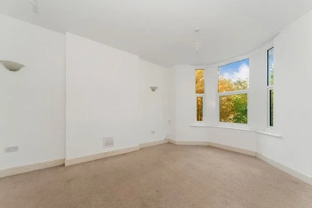 Flat Marmora Road in Greater London