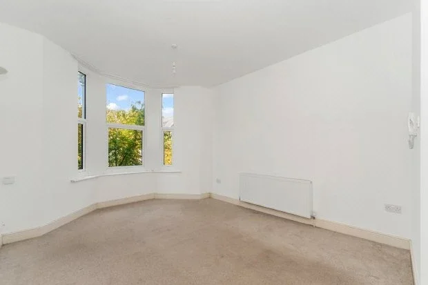 Flat Marmora Road in Greater London