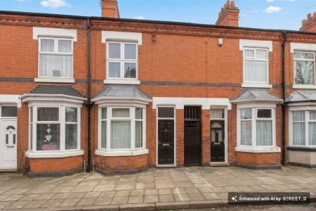 House Richmond Close in Leicester