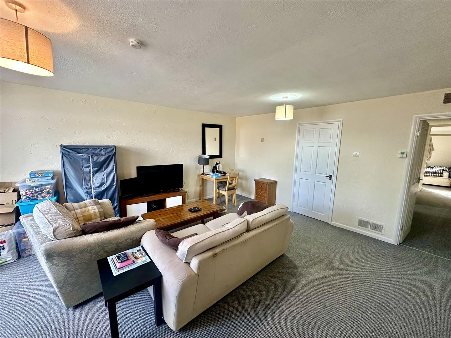 Flat Holmleigh Road in Gloucester