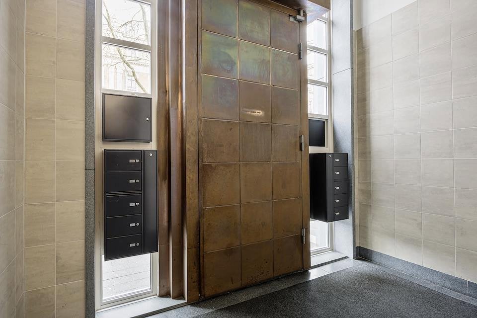 Appartement aan de Prof. Tulpplein in Amsterdam (1018 GX)