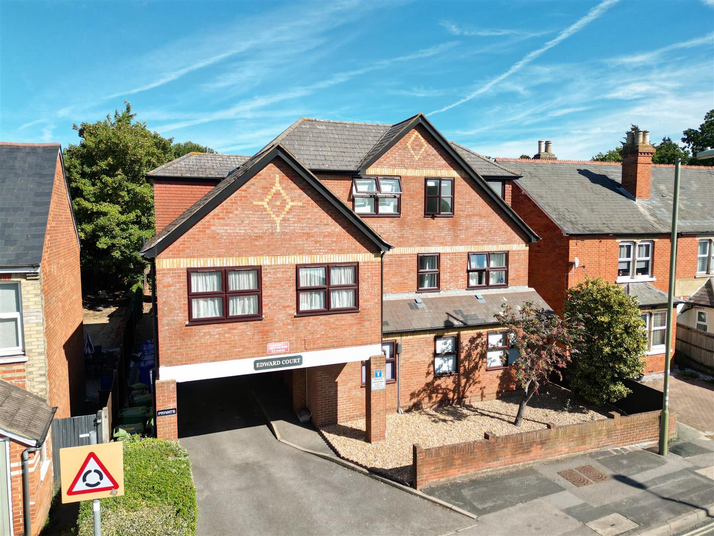 Flat Victoria Road in Rushmoor