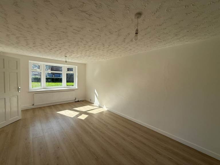 House Leacroft in Willenhall