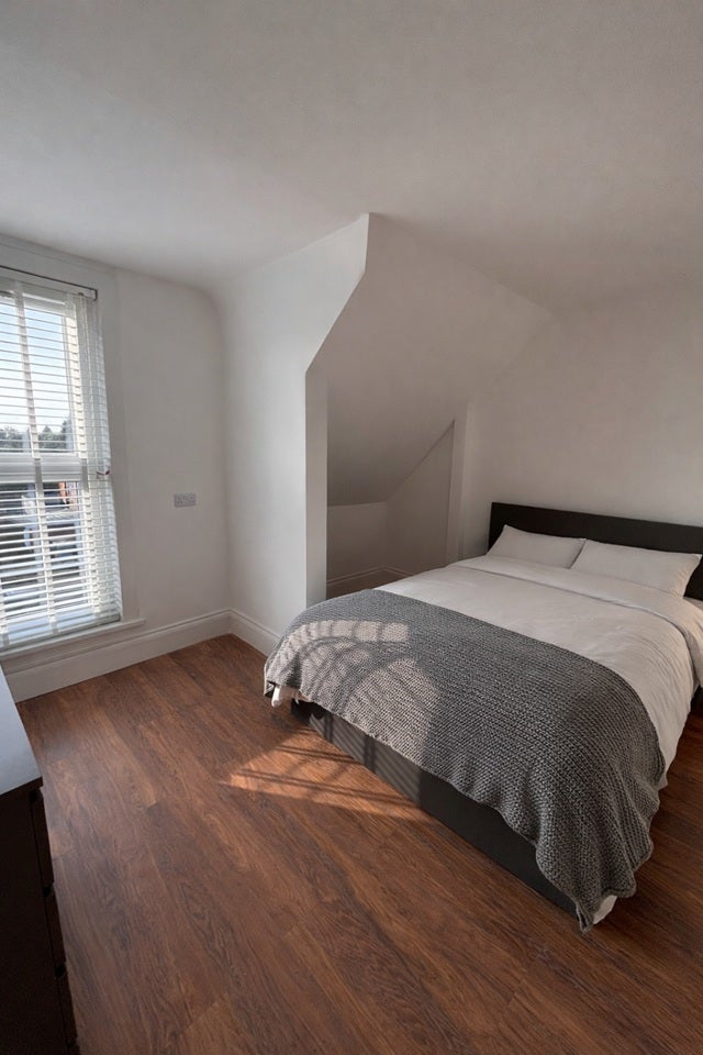 Room Clifton Road in Rugby