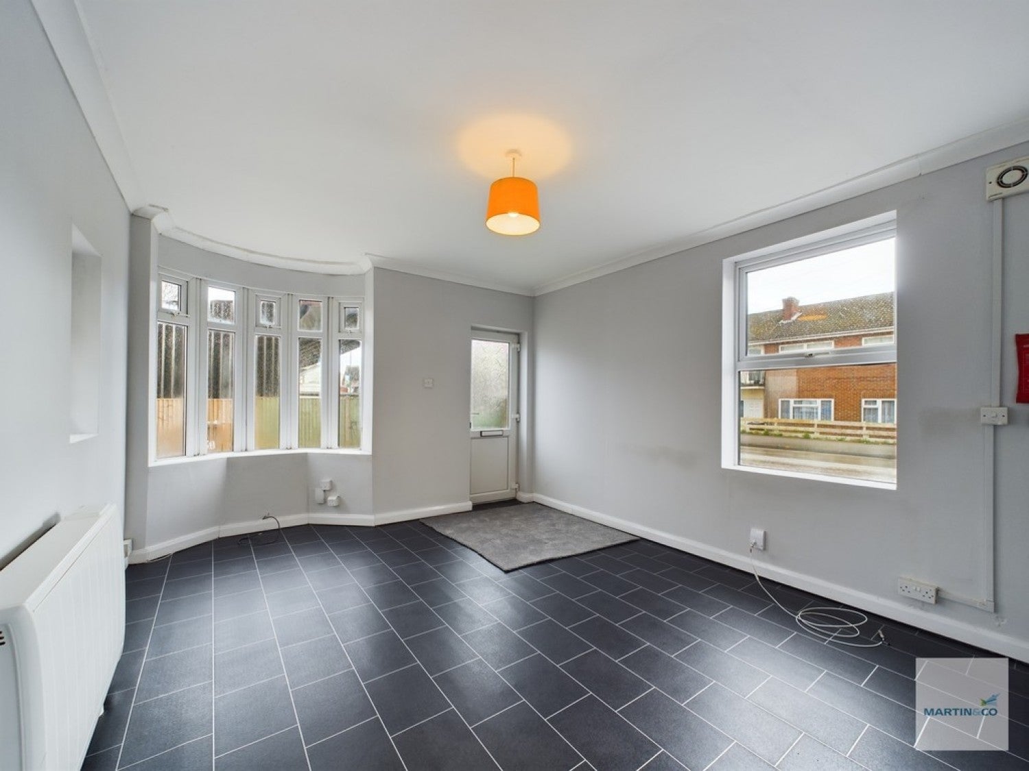 Flat Woodborough Road in Nottingham