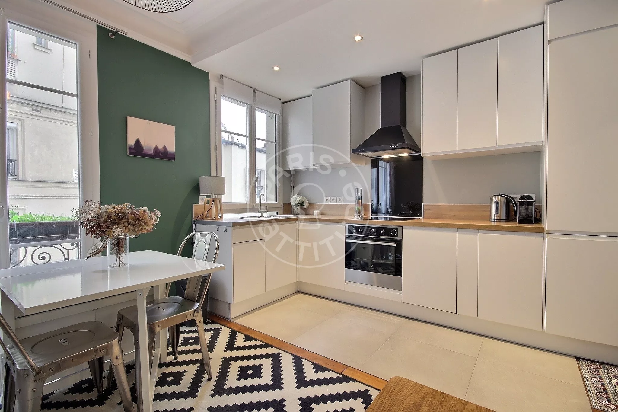 Flat Rue de l'Arrivée in Paris
