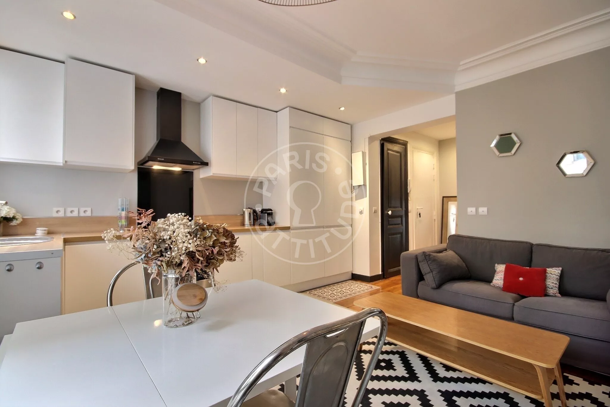 Flat Rue de l'Arrivée in Paris
