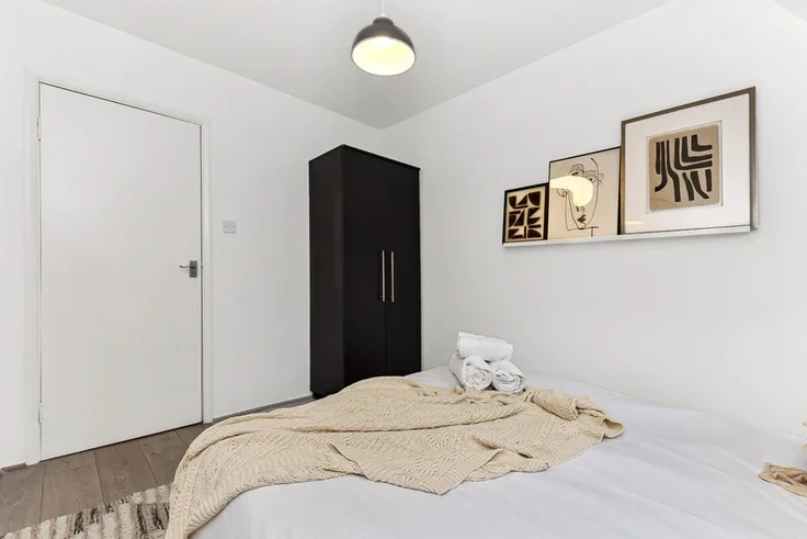 Flat Fonthill Road in Greater London