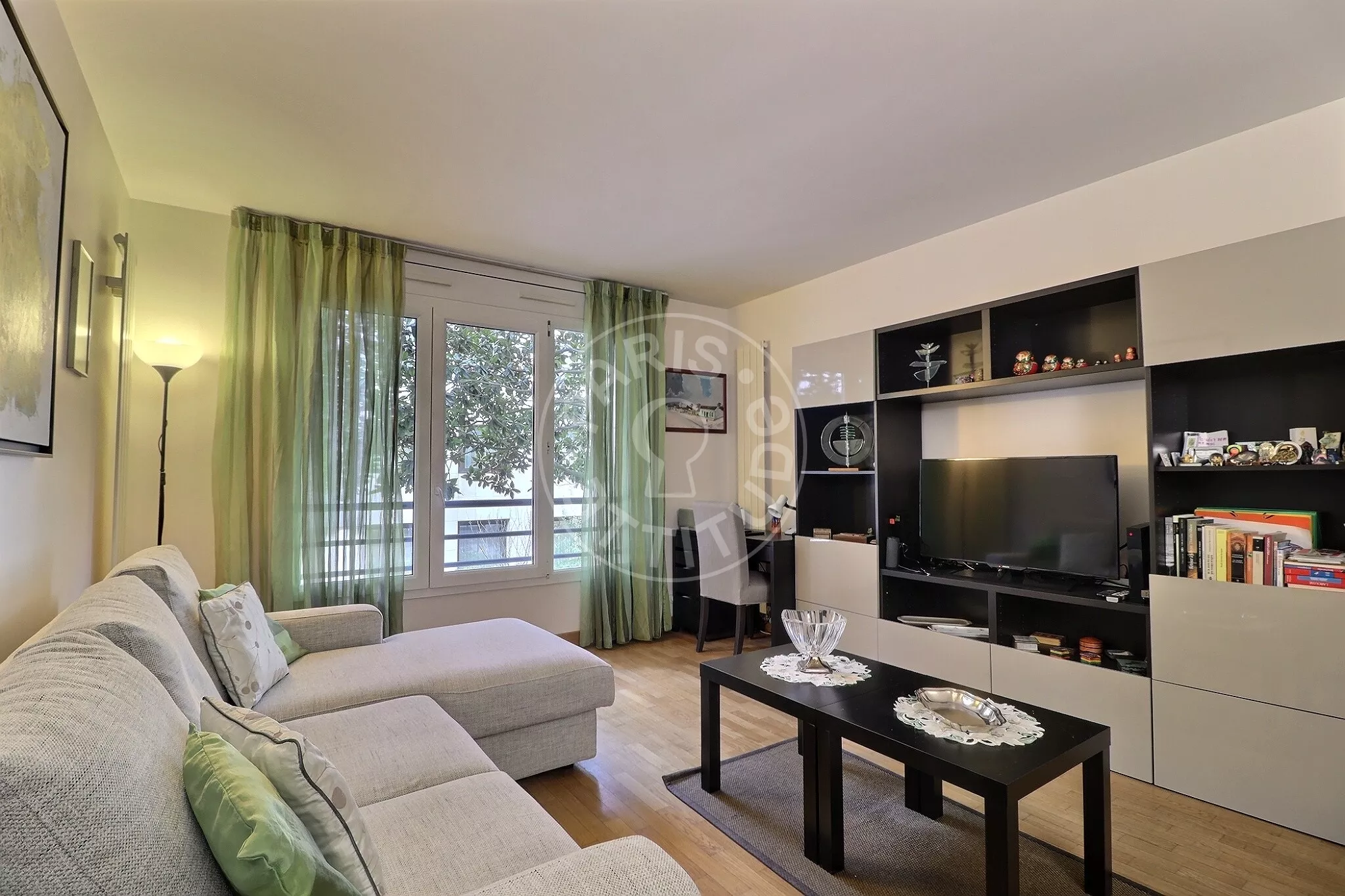 Appartement Rue Pierre Lhomme à Courbevoie