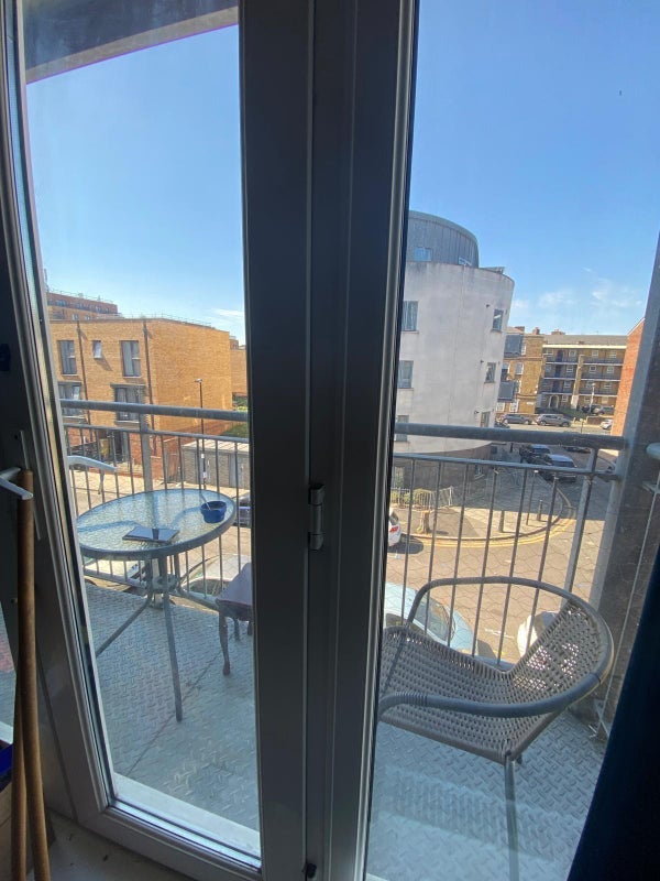 Flat Glaucus Street in Greater London