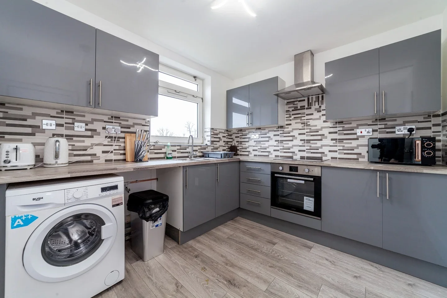 Room Askill Drive in Greater London