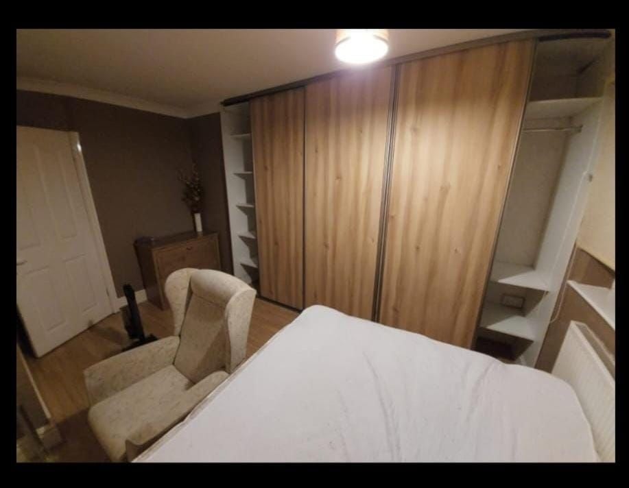 Room Dale Walk in Birmingham