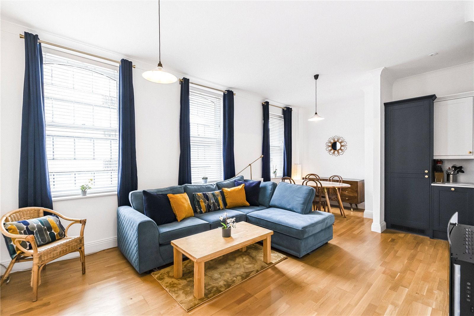 Flat Carter Lane in City of London