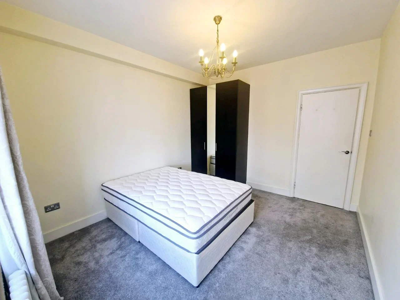 Flat St John's Wood Road in City of Westminster