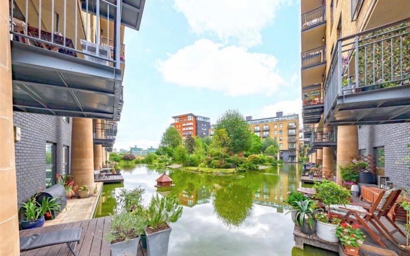 Flat Jacob Street in Greater London