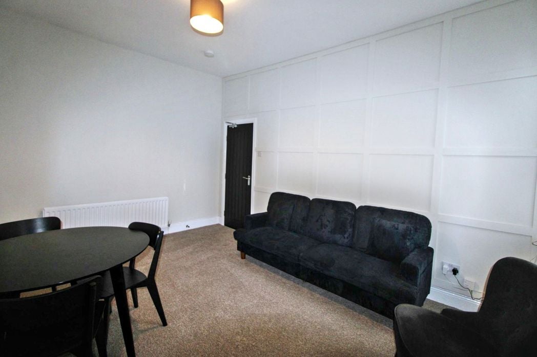 Room Chillingham Road in Newcastle upon Tyne