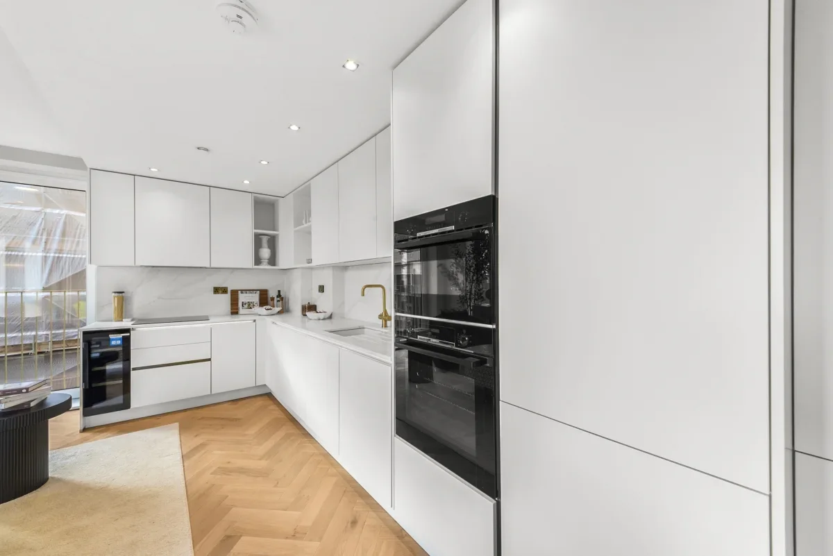 Flat Old Pye Street in City of Westminster