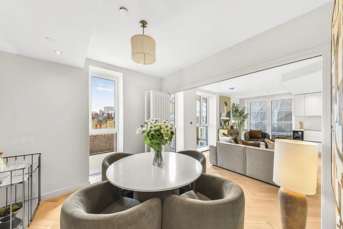 Flat Old Pye Street in City of Westminster