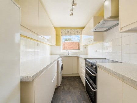 Flat Upton Dene in Greater London