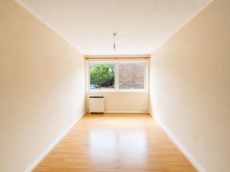 Flat Upton Dene in Greater London