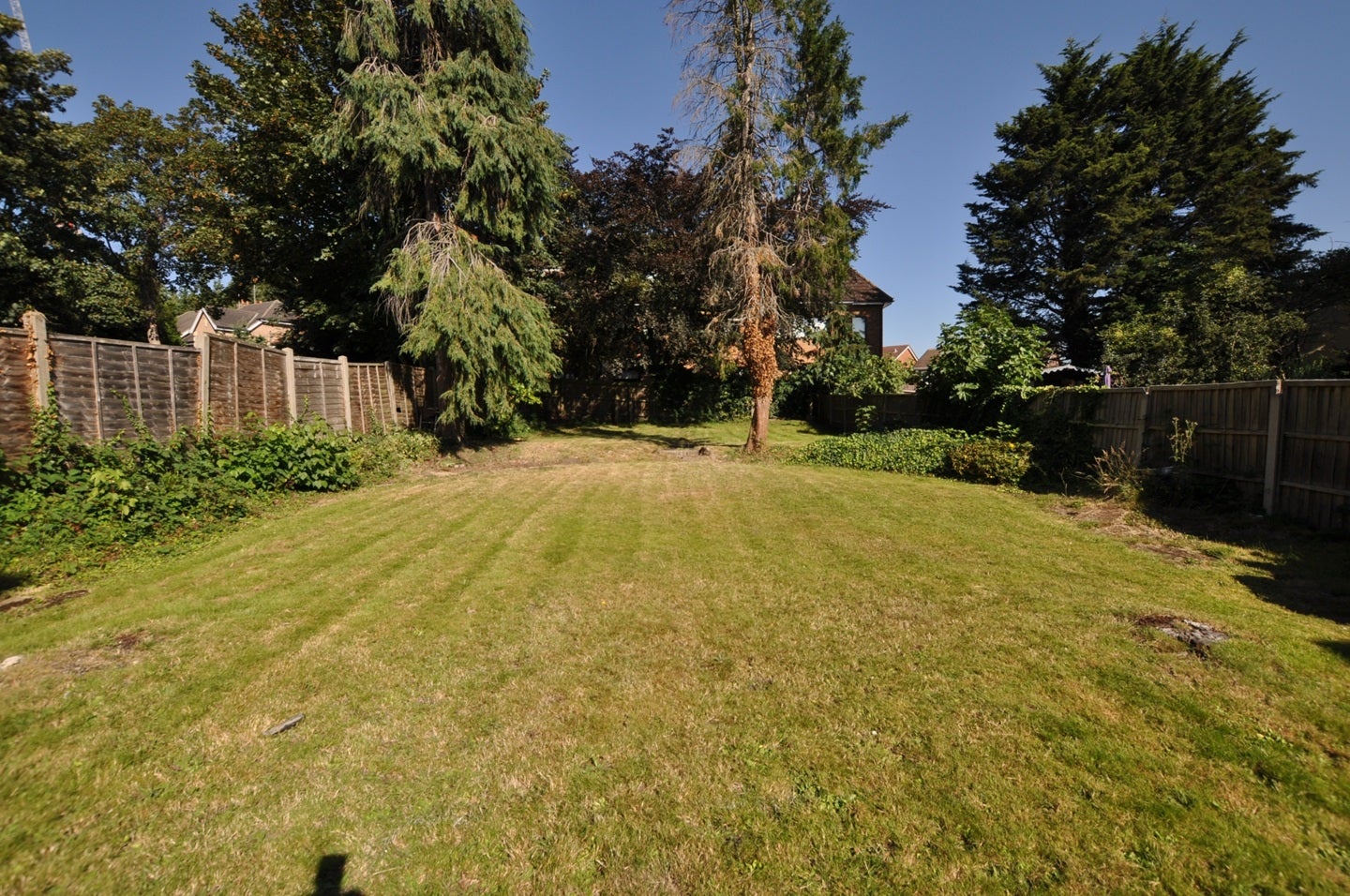 House Finchley Lane in Greater London