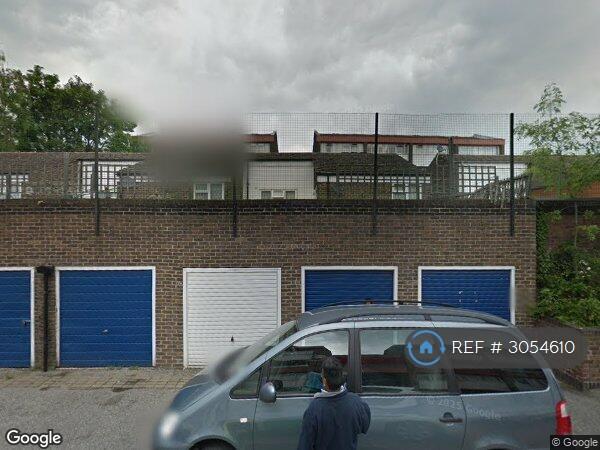 Flat Seabrooke Rise in Grays