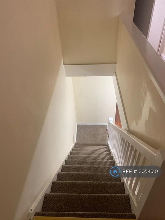 Flat Seabrooke Rise in Grays