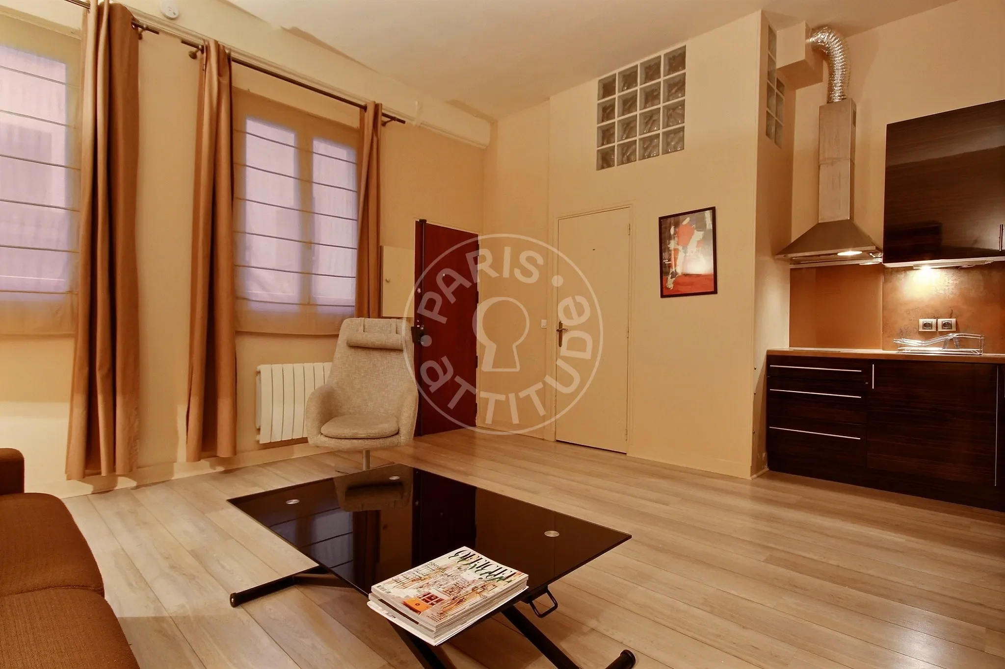Flat Rue d'Aboukir in Paris