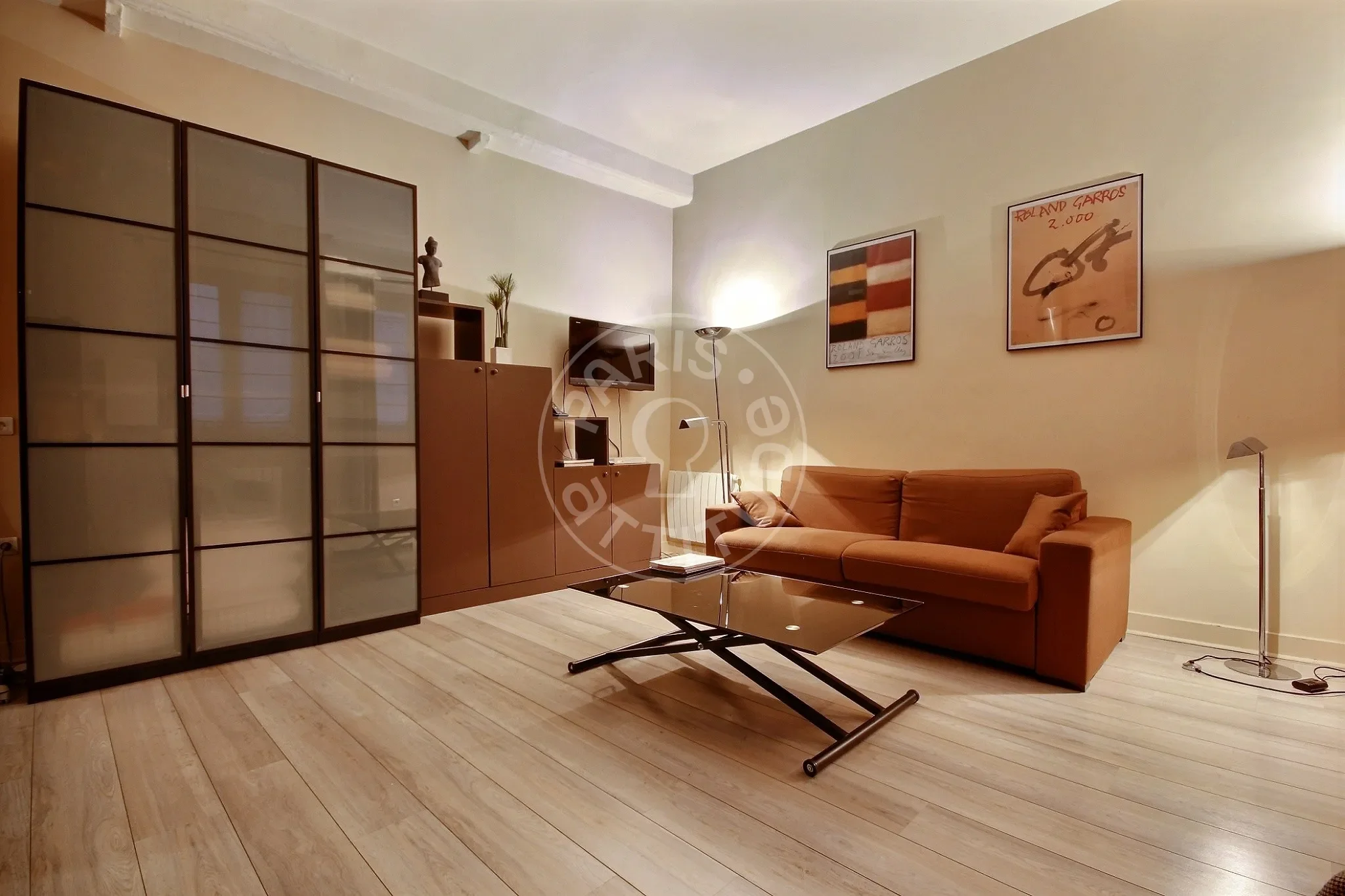 Flat Rue d'Aboukir in Paris