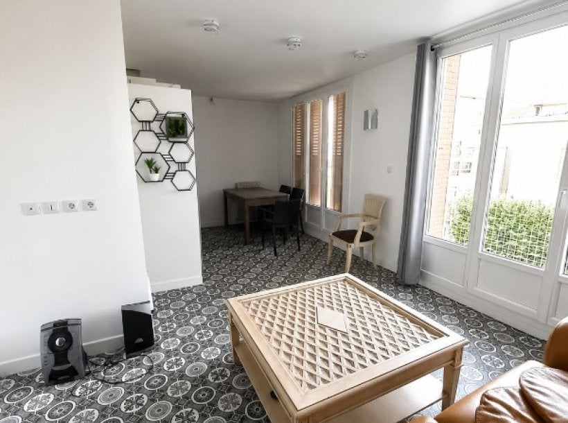Flat Rue Frédéric Fays in Villeurbanne