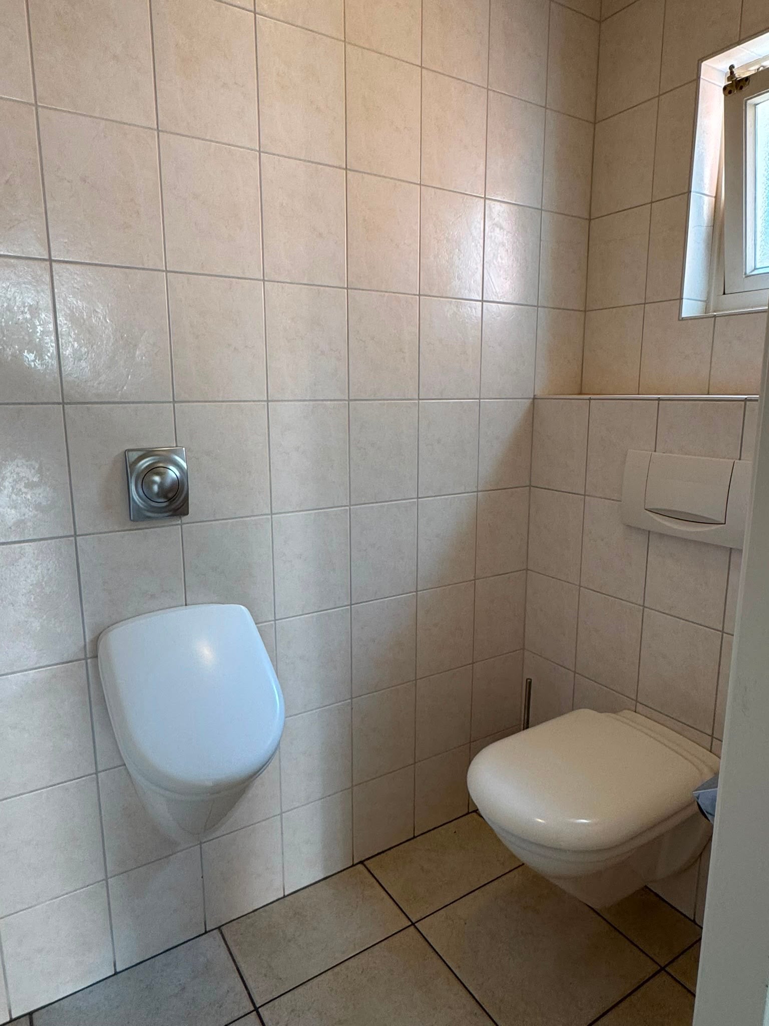 Twee-onder-één-kap te huur: Drosteweg 1, Saasveld