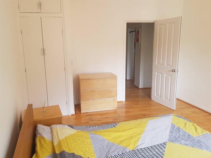 Room Well Street in Greater London