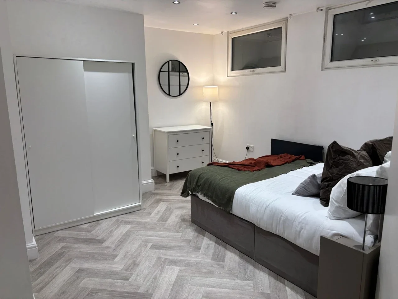 Flat Whitworth Street in Manchester