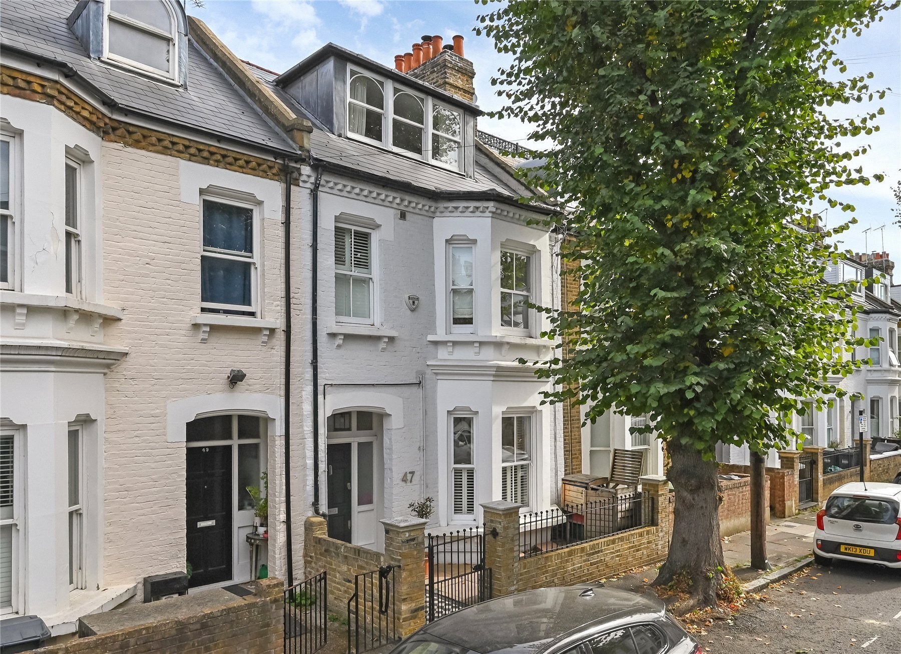 House Upham Park Road in Greater London