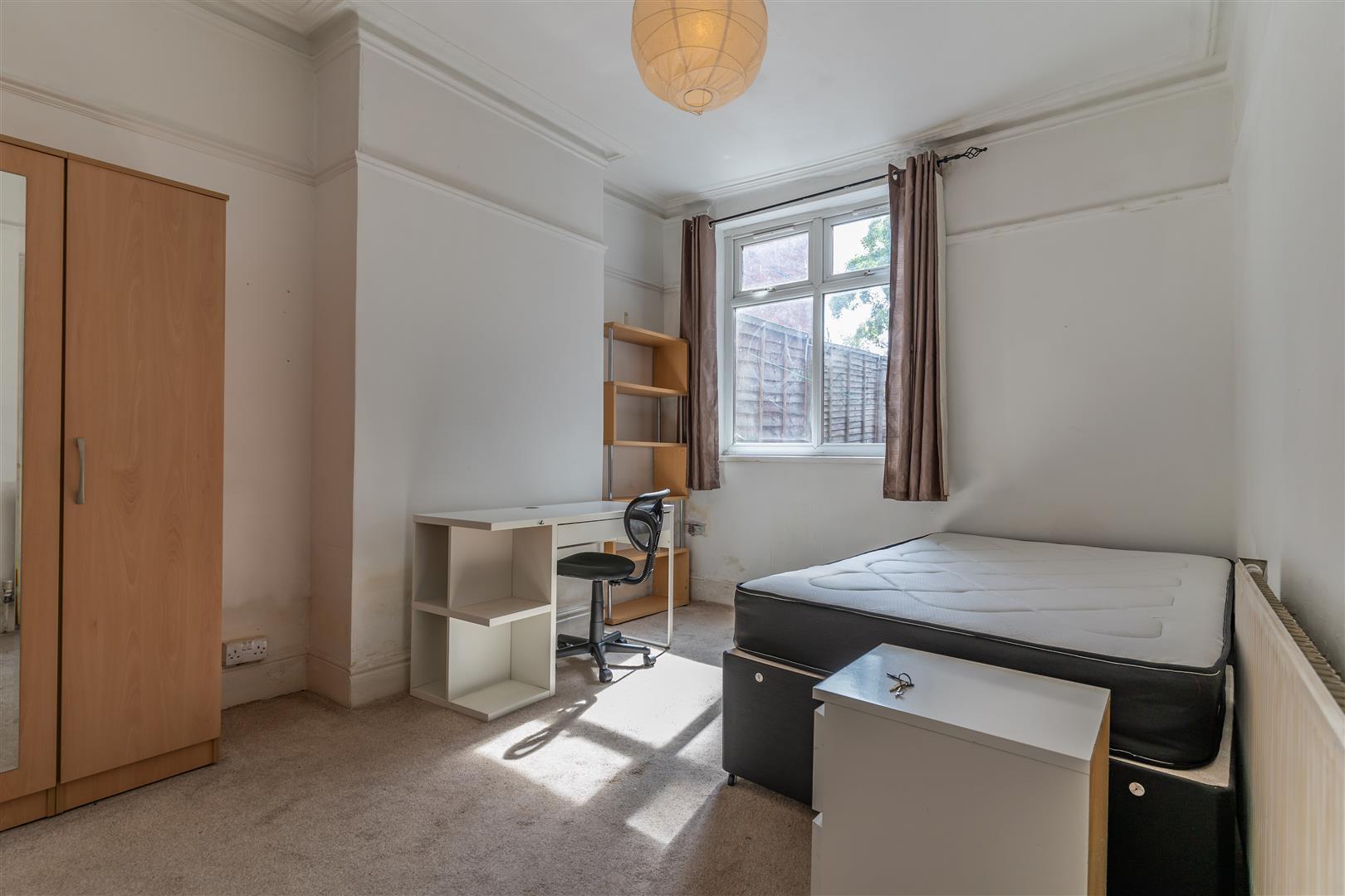 Flat Bournbrook Road in Birmingham