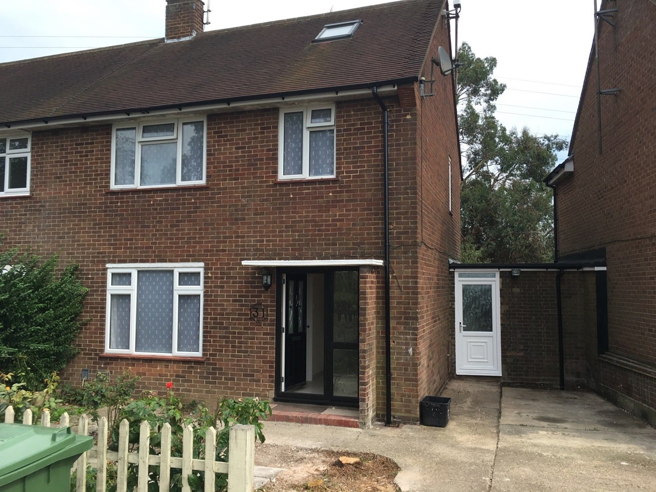 House Rotheram Avenue in Luton