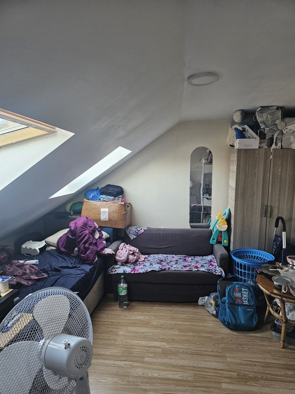Room Coleridge Road in Greater London