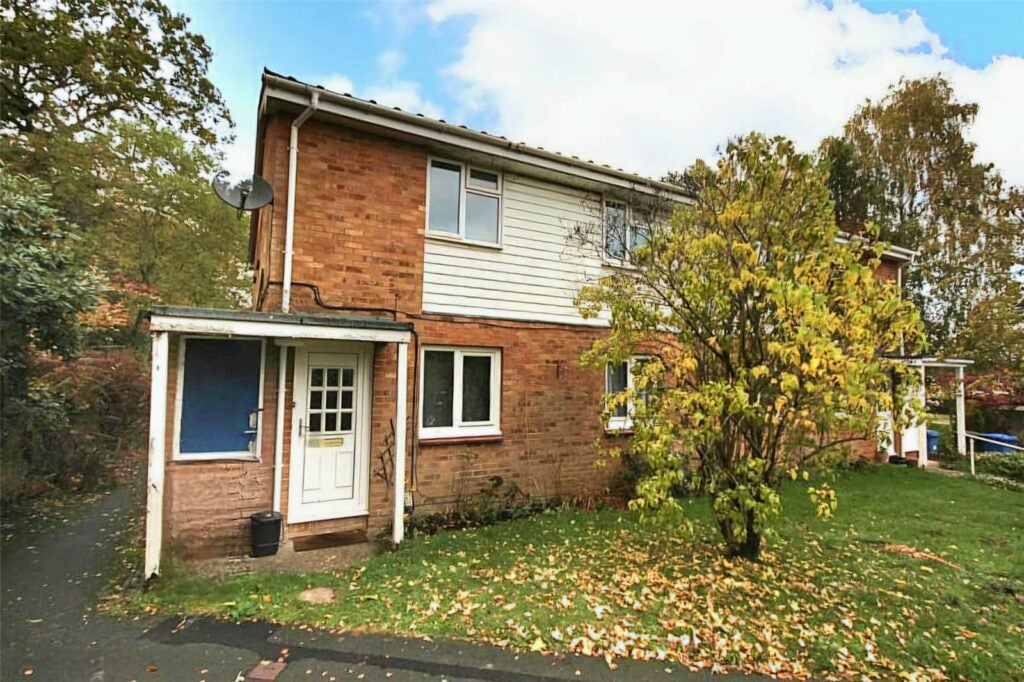 Flat Madingley in Bracknell