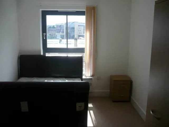 Flat Grattan Road in Bradford
