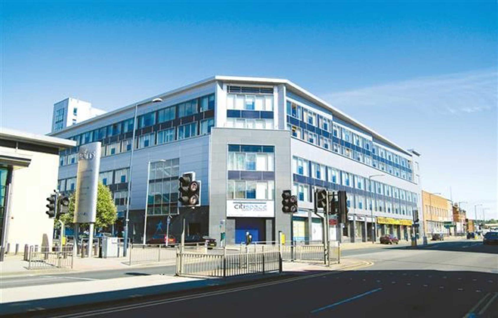 Flat Byron Street in Leeds