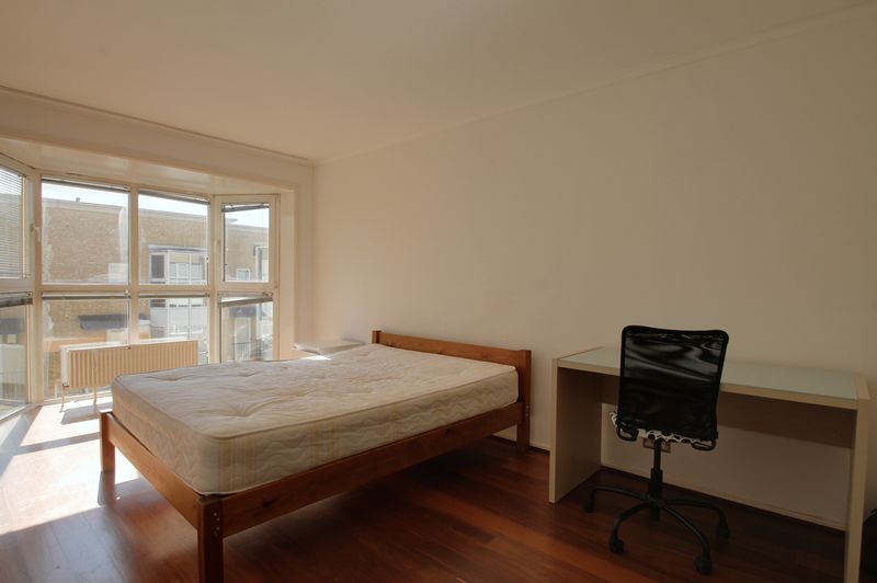 Room Rope Street in Greater London