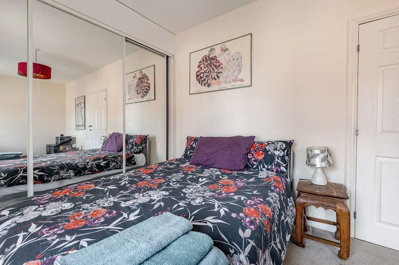 Room Rington Road in Leeds