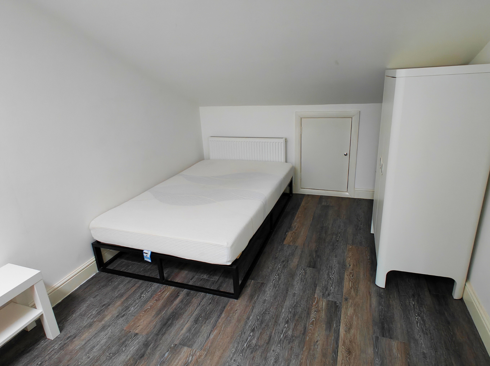 Room Penton Place in Greater London