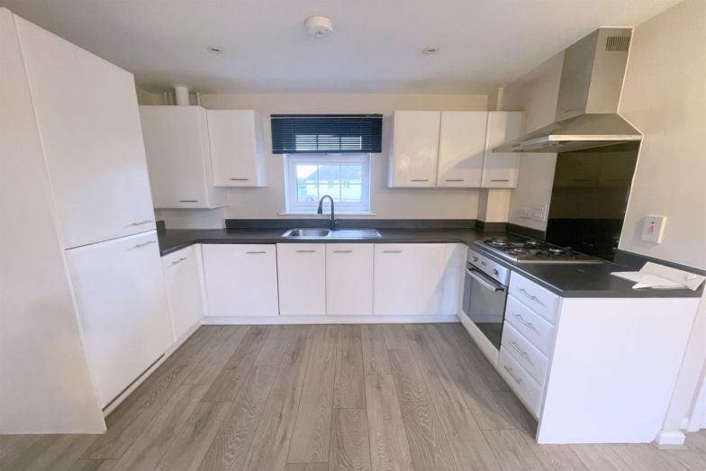 Flat Westview Close in Peacehaven