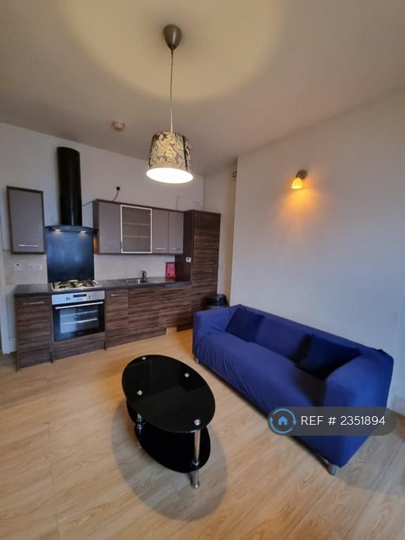 Flat Querneby Road in Nottingham