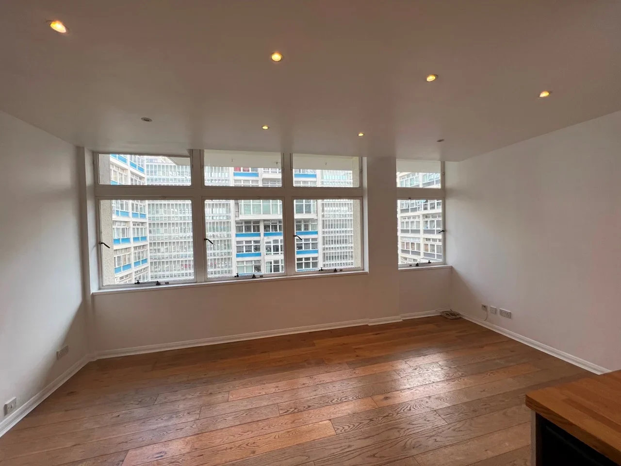 Flat Newington Causeway in Greater London