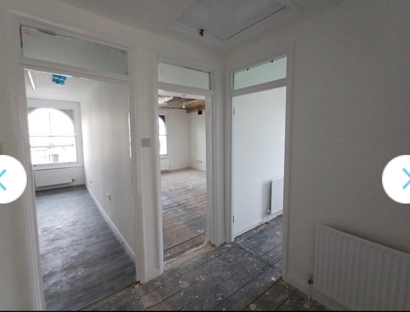 Flat Powis Square in Greater London