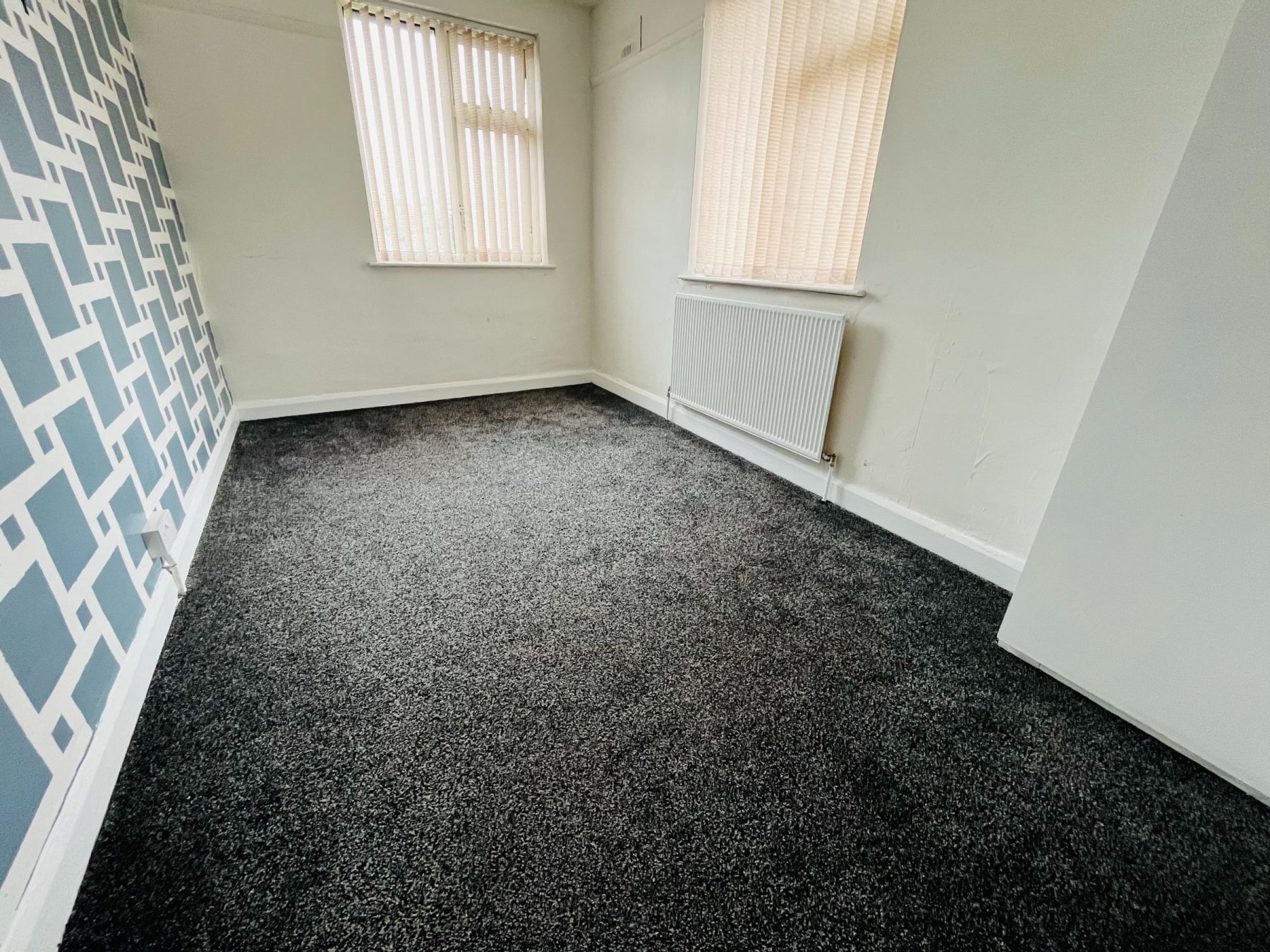 Flat Vicarage Lane in Coventry